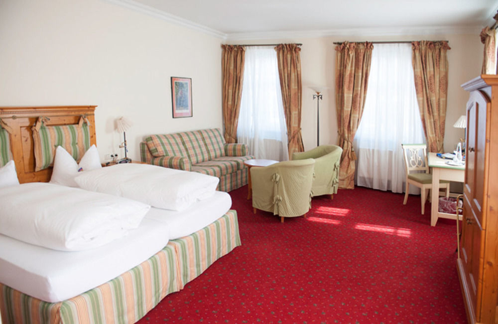 Hotel Post Murnau Мурнау-ам-Штаффельзее Экстерьер фото
